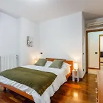 Διαμέρισμα Parking & Free Wifi - Functional *