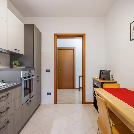 Διαμέρισμα Parking & Free Wifi - Functional