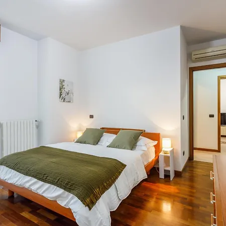 Apartament Parking & Free Wifi - Functional *