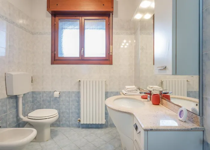 Апартаменти Parking & Free Wifi - Functional